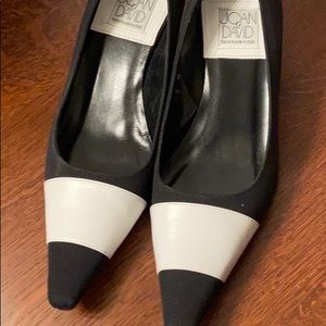 Joan and David women’s pumps